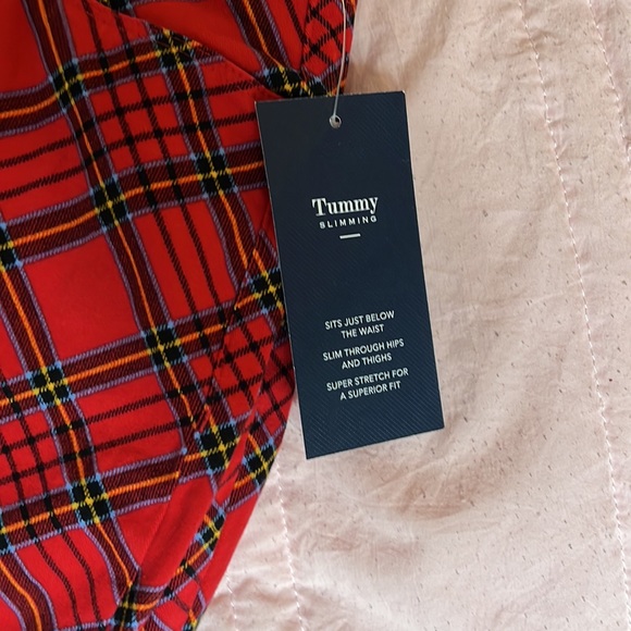 Charter Club straight leg size 14 NWT pants - Picture 2 of 4